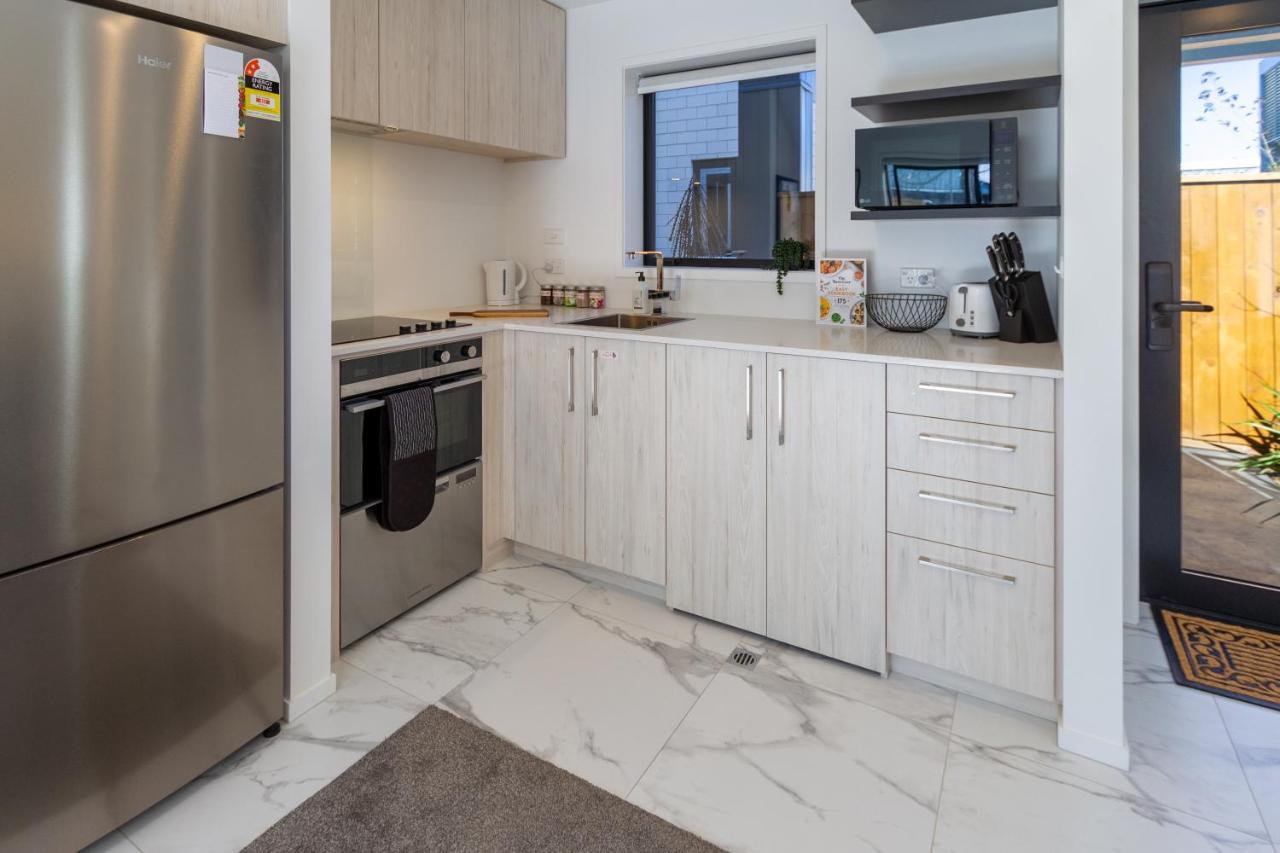 Central City Escape 1 Bed 1 Bath Near Hagley Park Christchurch Exterior photo